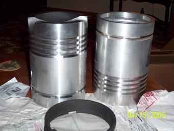 John Deere G Pistons Kit (New)