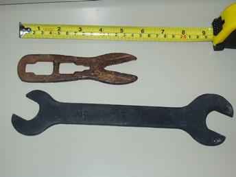 2 Old Wrenches