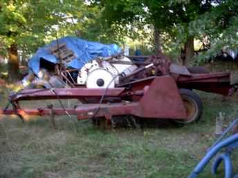 2 7FT Haybines, NH And Ih