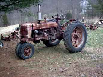 Farmall H W/3PT Hitch