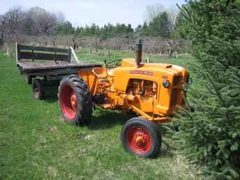 335 Minneapolis-Moline Tractor