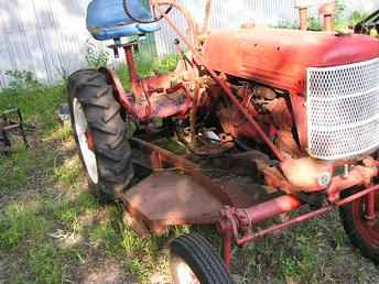 1952 Farmall Cub