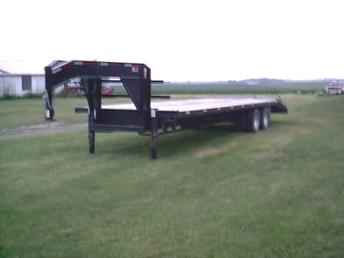 2005 Flat Bed Trailer 27' + 5'