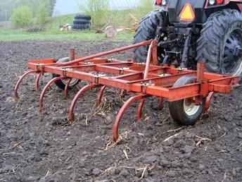 12 Shank Bush Hog Chisel Plow