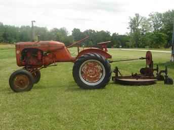 39 Allis Chalmers B