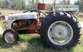 1953 8N Tractor,Gas