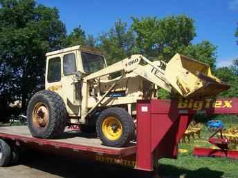 Ford 3400 With Loader