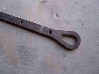 John Deere  B Loop Draw Bar