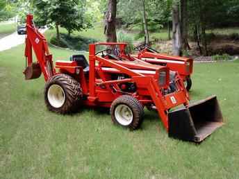 Allis 720 With Loader/Backhoe