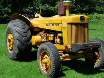 John Deere 830 Industrial