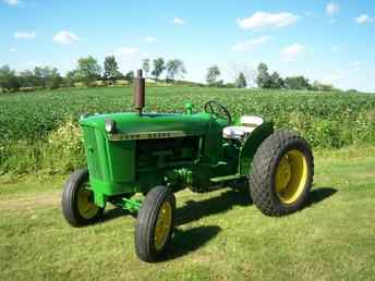 John Deere 1010R