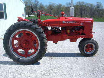 1944 Ih-H Tractor