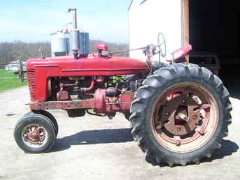 M Farmall 1951