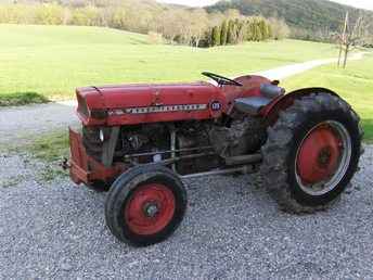 Massey Ferguson 135