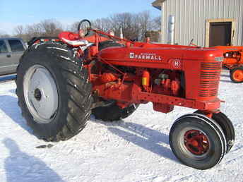 Farmall H Puller