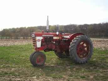 Farmall 340 W/Fasthitch