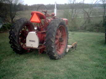 Farmall H With Woods L306