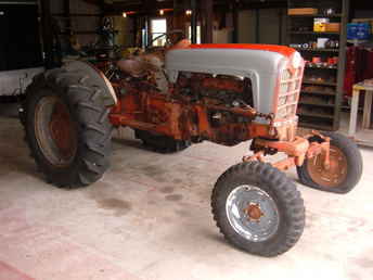 901 Ford Tractor