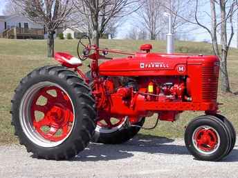 Farmall  M Very Nice