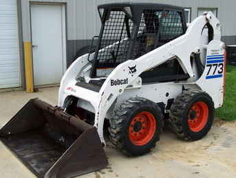 2001 773 G, Bobcat Low HRS