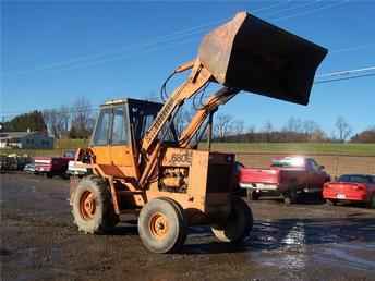 Case 680E Loader