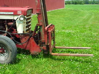 Fork Lift--Tractor Front Mount