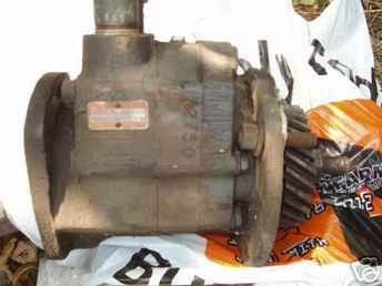 M&W Hydraulic Pump