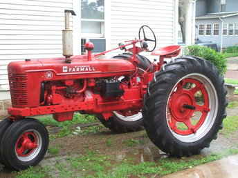 1940 Farmall H  Sold