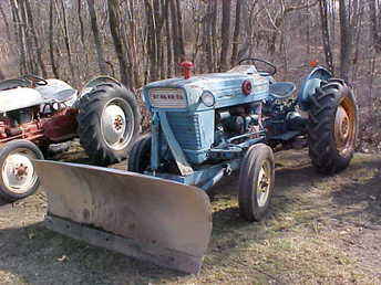Ford 2000 With Front Blade