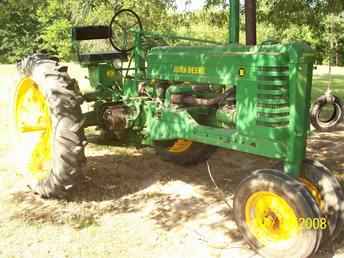 1949 Model B John Deere