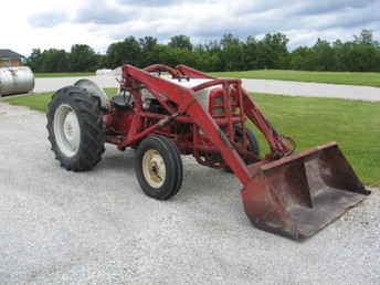 Ford 801 With Loader