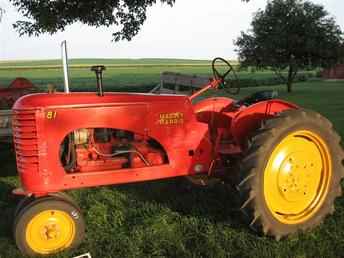 Massey Harris 81