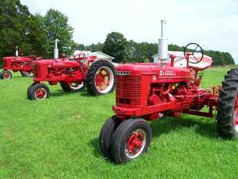 Farmall H And M