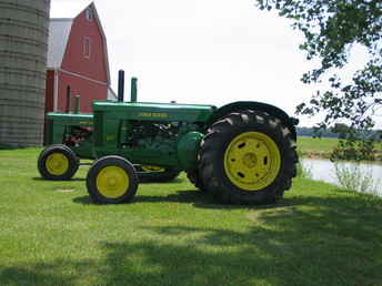 John Deere 60