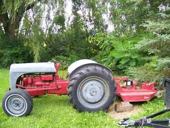 1940 Ford 9N With Brush Cutter