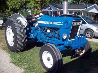 4600 Ford Diesel Tractor
