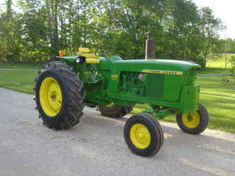 1971 John Deere 4000