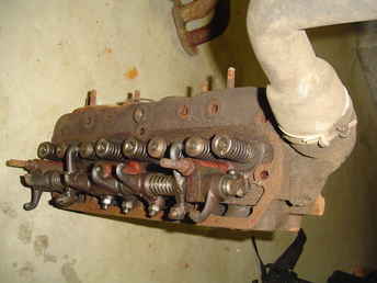 International  B414 Head 