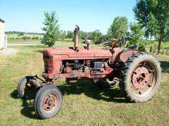 Farmall H Wide Front  !!Sold!!