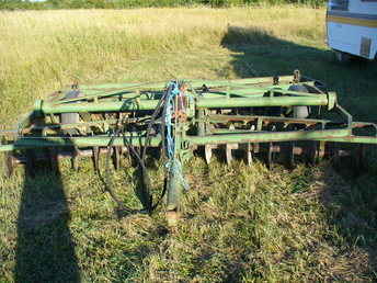 John Deere 12FT Disk