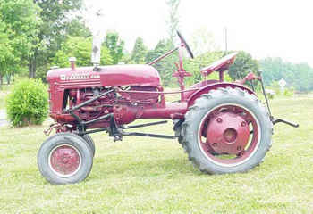 Farmall Cub W/Cult.