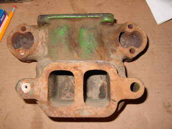 John Deere 720/730 Manifold Original