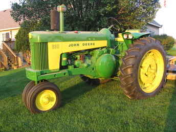 John Deere 630 