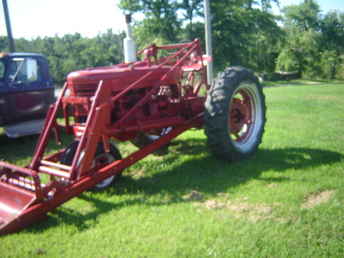 Used Farm Tractors for Sale: M Farmall And Loader (2008-10-13 ...