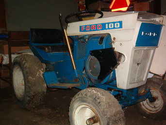 Ford 100 Garden Tractor