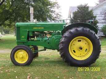 70 Standard Gas Tractor