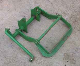 John Deere M Power Bar Attach.