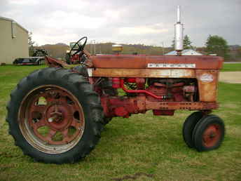 1959 Farmall 460