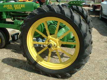 Used Farm Tractors For Sale: Deere Unstyled B Cutoff Rims (2008-11-08 ...