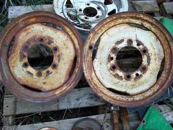 John Deere B Front Wheels